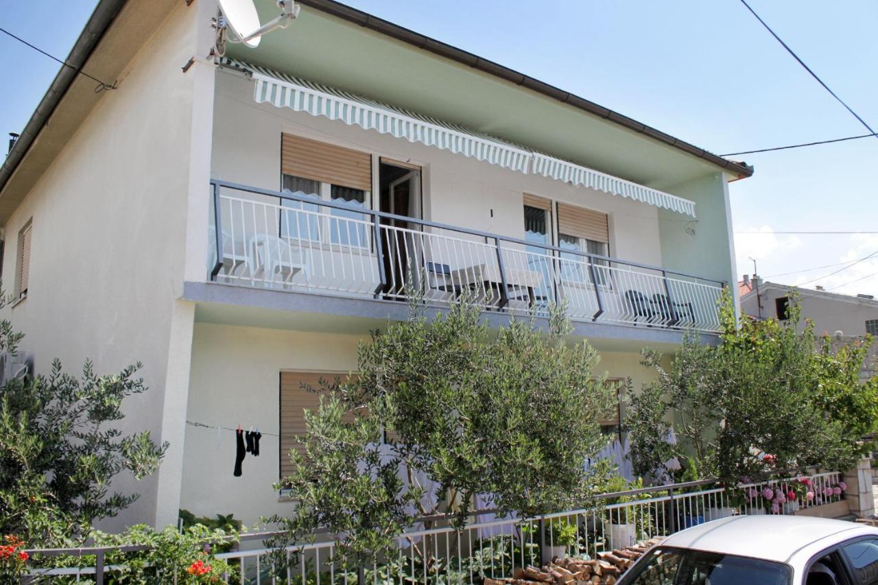 Apartments With A Parking Space Senj - 5572 Extérieur photo